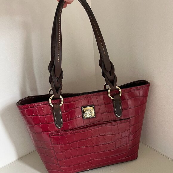 Dooney & Bourke Croco Embossed Tote Cranberry - Mint Condition - Picture 12 of 13